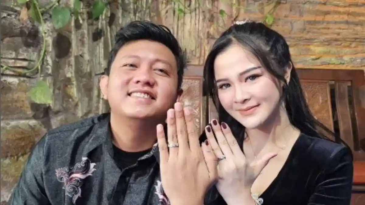 Denny Caknan Angkat Bicara Usai Viral Soal Pak Danan: Turut Bahagia Untuk Suksesnya Fitnah