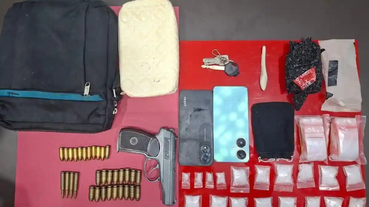 Pecatan TNI di Rohul Diringkus dengan Puluhan Paket Sabu Serta Puluhan Butir Peluru Diamankan - Tribunpekanbaru.com