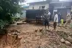 Sejumlah Rumah di Desa Manleten, Kabupaten Belu Terancam Dampak Tanah Bergeser