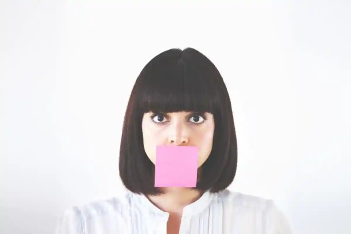 5 Zodiak yang Paling Gengsi Bilang Cinta, Gebetanmu Termasuk?