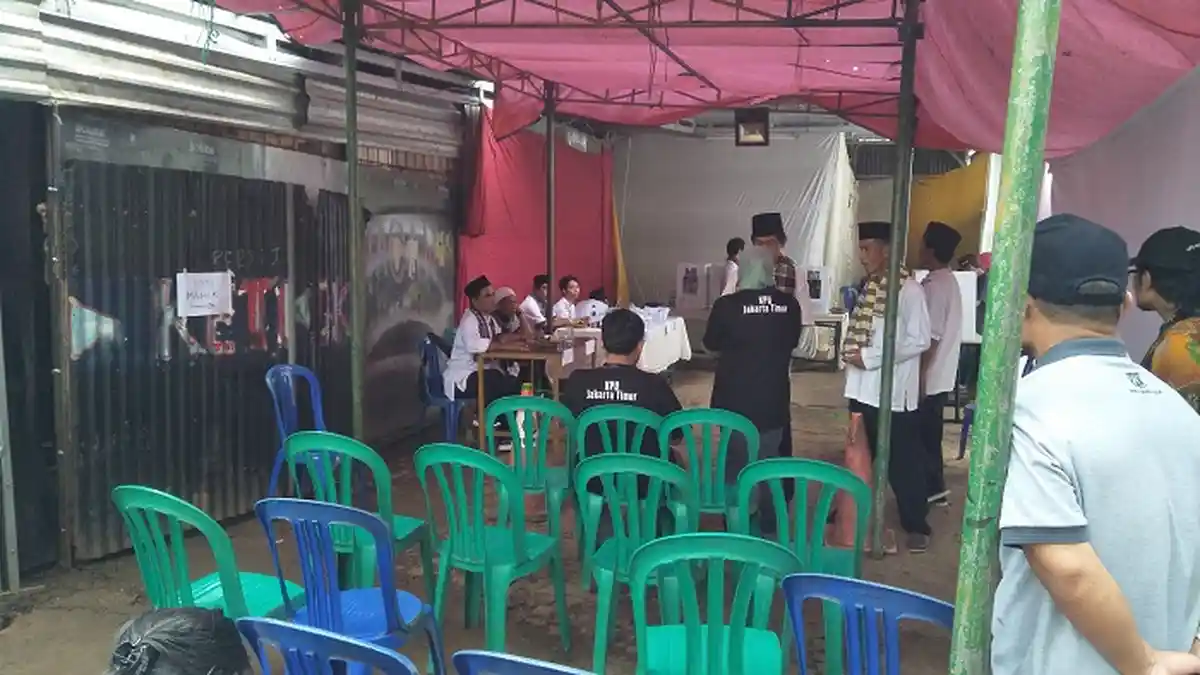 Warga Tak Acuh, Pemungutan Suara Ulang di TPS 34 Bambu Apus Sepi Pemilih