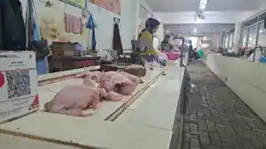 daging-ayam-naik-harganya-banyumas.jpg