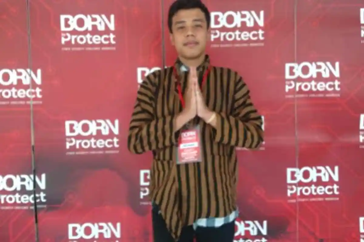 Marak Jasa Cetak Kartu Vaksin untuk Sejumlah Persyaratan, Beberapa Bahaya jika Data Diri Diketahui