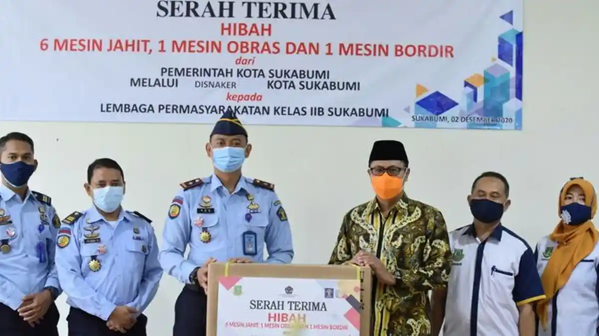 Ingin Lapas Hasilkan Warga Produktif, Pemkot Sukabumi Serahkan Peralatan Jahit
