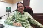 rektor-uin-alauddin-prof-musafir-pababari_20181004_160301.jpg