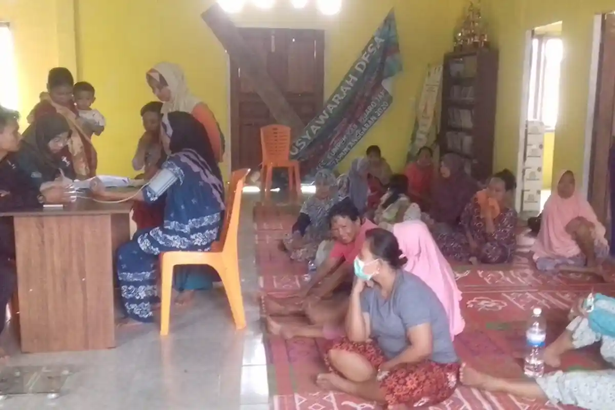 Kantor Desa Pematang Raman Disulap Jadi Rumah Oksigen, Sehari 100 Orang Periksa Kesehatan