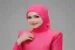 Penyanyi-asal-Malaysia-Siti-Nurhaliza.jpg