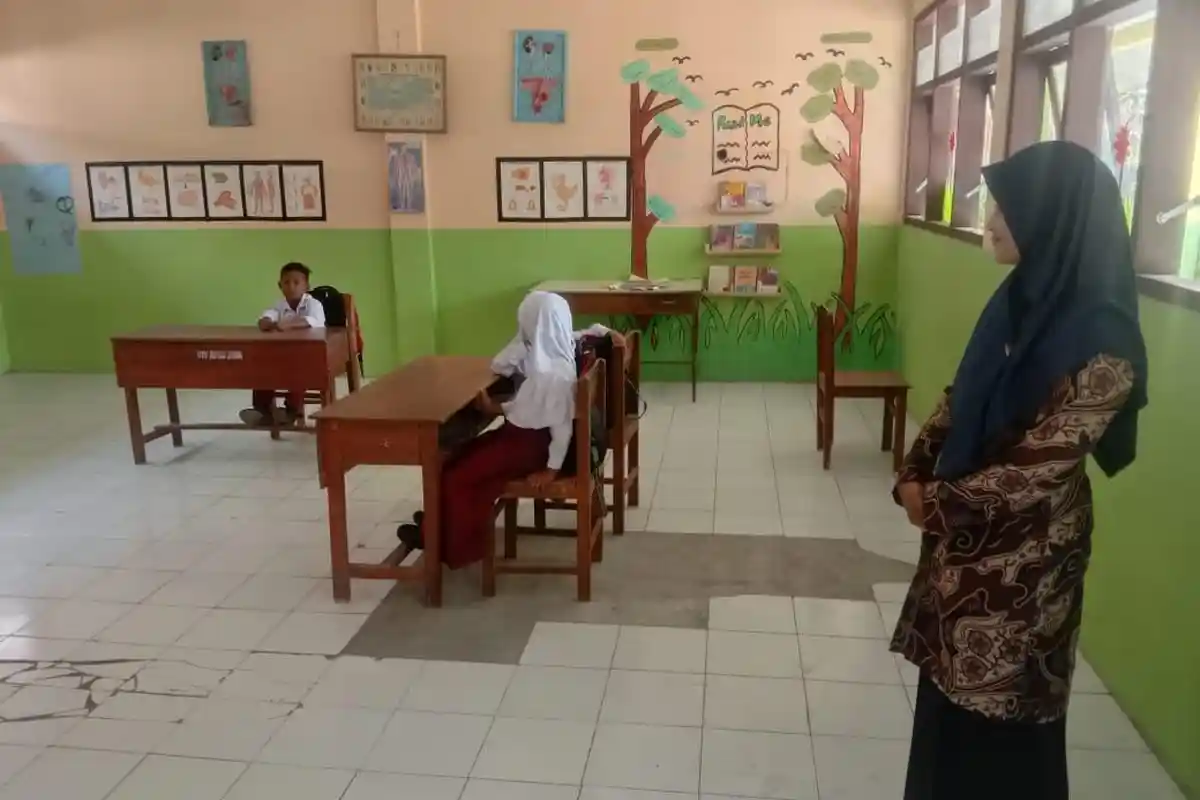 Kondisi Miris SDN di Lumajang, Hanya Dapat 4 Murid saat PPDB, Ortu: Anaknya Tidak Mau