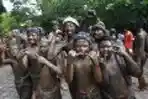 Tradisi Mandi Lumpur di Bali