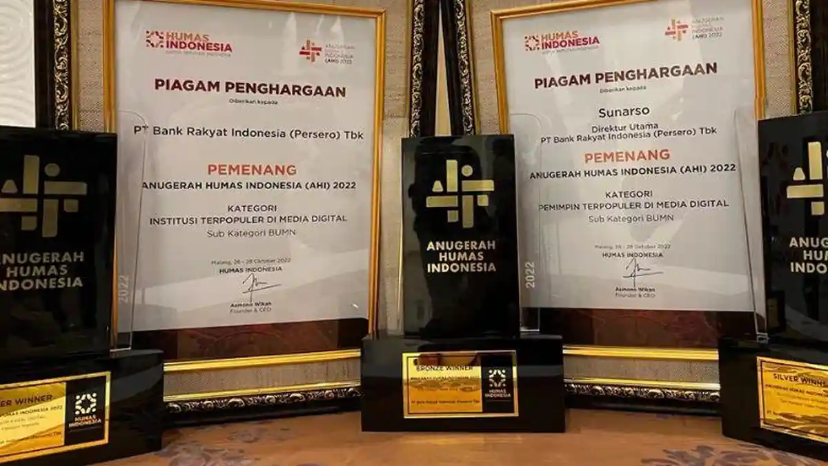 BRI Sabet 5 Penghargaan AHI 2022, Dirut BRI Sunarso Jadi Pemimpin BUMN Terpopuler