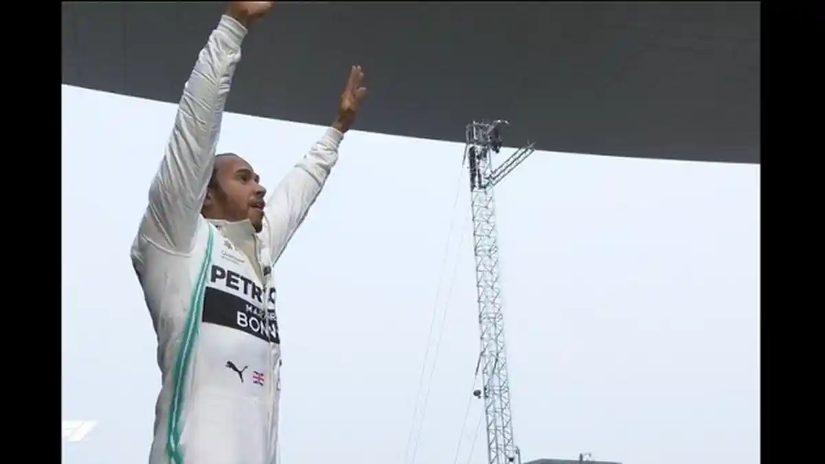 Hasil F1 GP China 2019 - Ungguli Bottas, Lewis Hamilton Juara di Balapan ke-1000 Formula 1