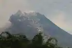 Gunung-Merapi-kembali-memuntahkan-awan-panas-wedus-gembel.jpg