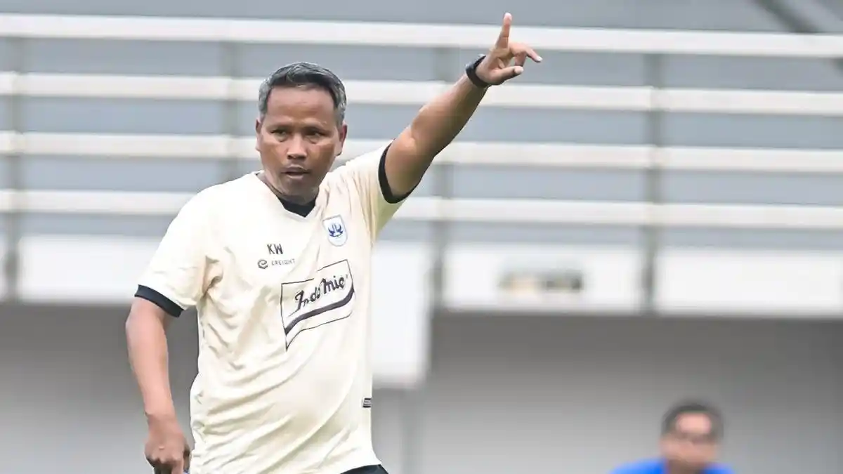 BREAKING NEWS:PSIS Semarang Boyong Eks Pelatih Persiba Bantul, Andri ...