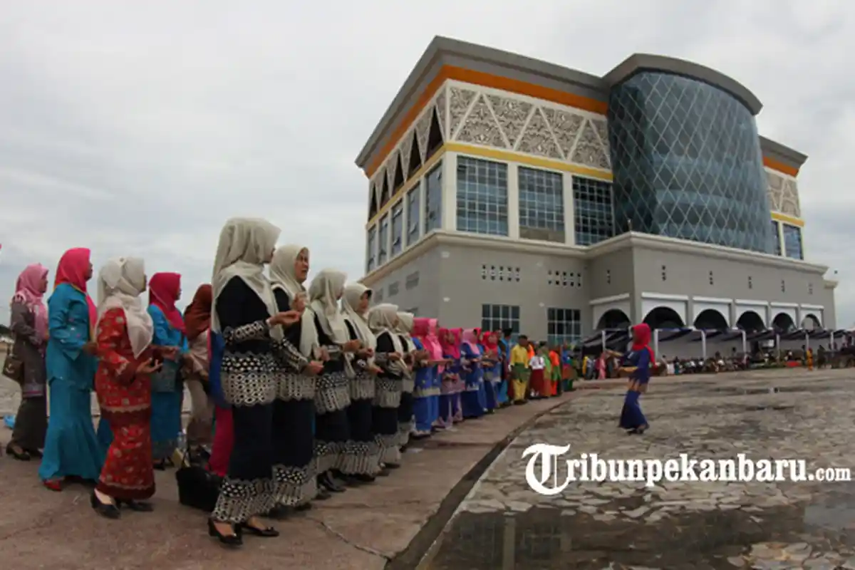 Sekda Pekanbaru Ingatkan ASN Tidak Menambah Libur