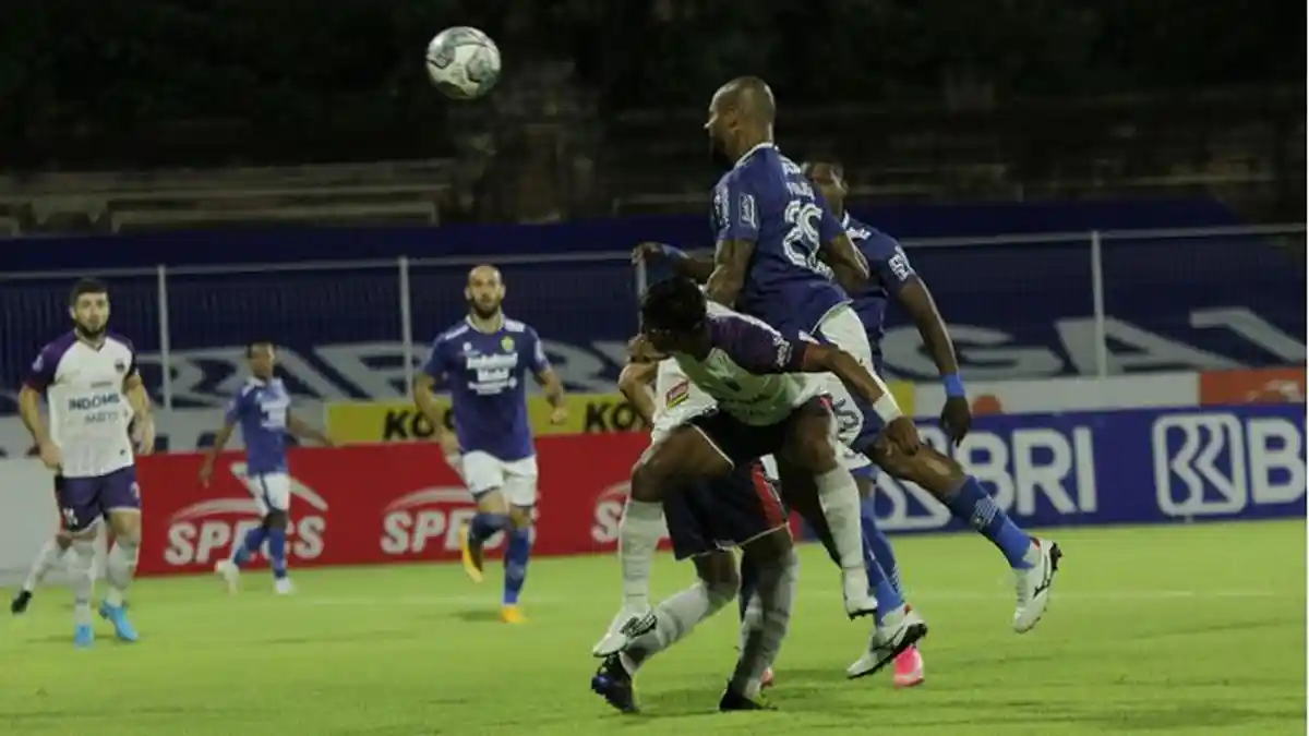 Gol Cepat Da Silva dan Zalnando Bawa Persib Menang, Zona Degradasi Mengintai PSM