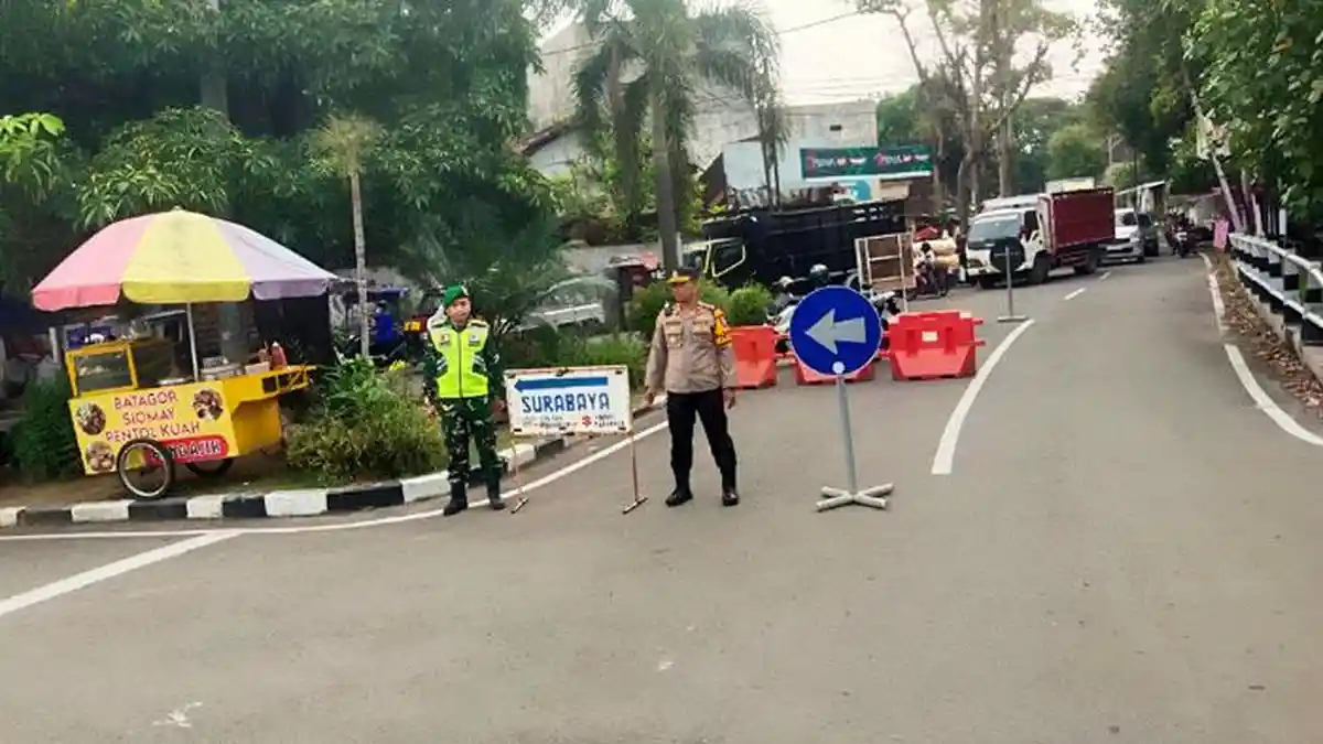 Arus Balik Lebaran 2025, TNI dan Polri Perketat Pengamanan Jalur Perbatasan Bojonegoro