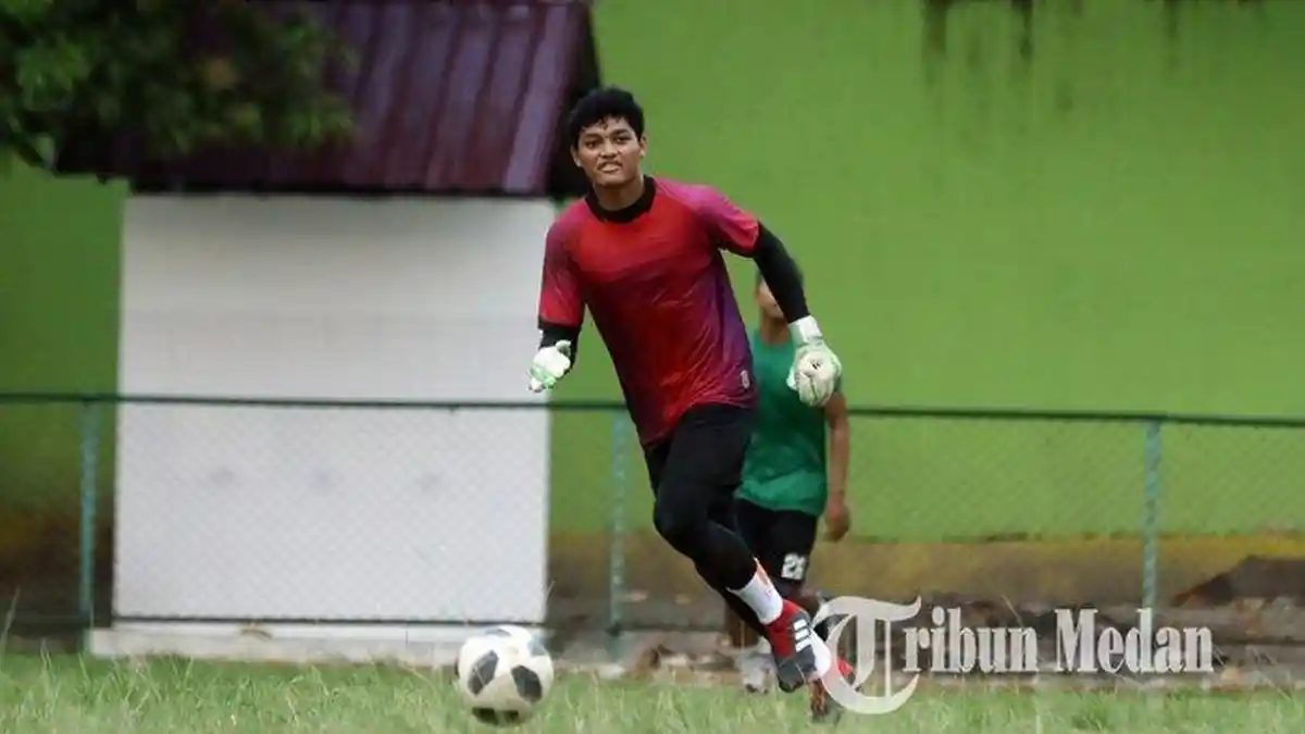 Semangat Kiper Muda PSMS Medan Bersaing dengan Andritany dan Nadeo jadi Kiper Utama Timnas Indonesia