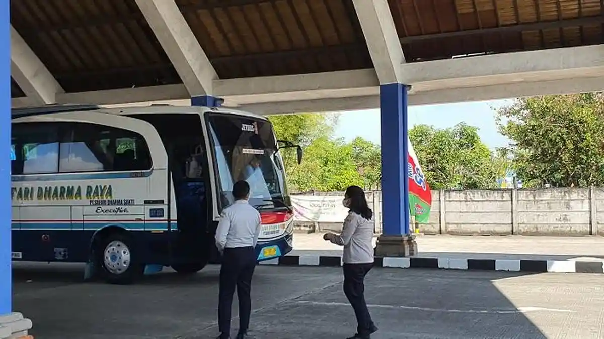 Penumpang Bus Tolak Turun di Terminal Mengwi, Ngaku Sudah Bayar Sampai Denpasar!