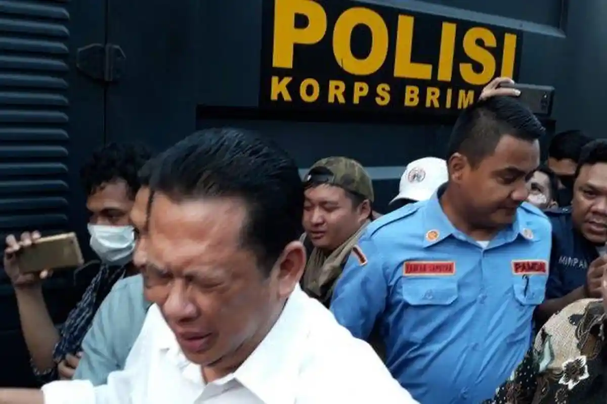 Niat Temui Mahasiswa yang Demo di Gedung DPR, Rombongan Bambang Soesatyo Malah Kena Gas Air Mata