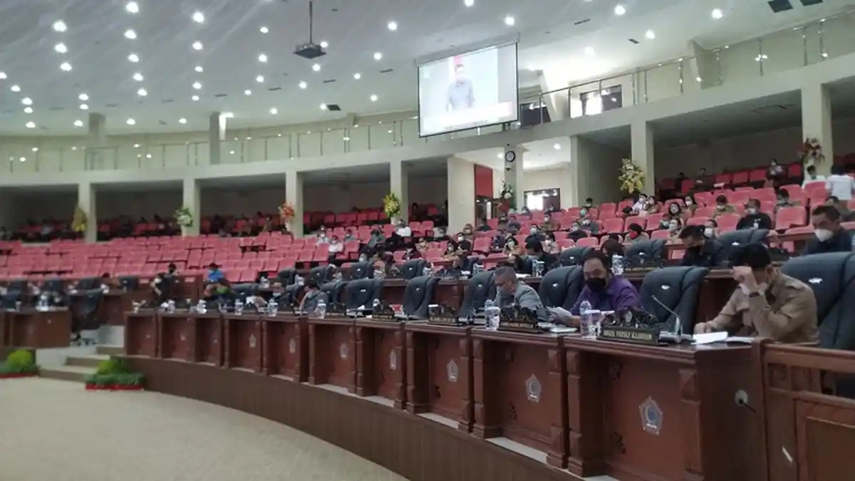 DPRD Putuskan Pertanggungjawaban Kinerja Gubernur Olly Dondokambey di Tahun 2020