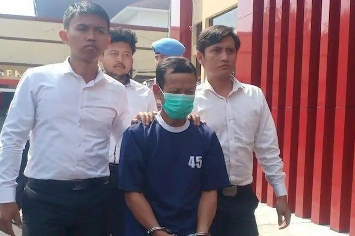 Guru Ngaji Bejat di Bandung: Cabuli 12 Muridnya, Satu Sampai Hamil, Ngakunya Tidak Sengaja