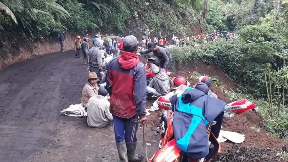 Pemkab Malang Jalin Kerjasama dengan TNBTS Untuk Membangun Infrastruktur Jalan