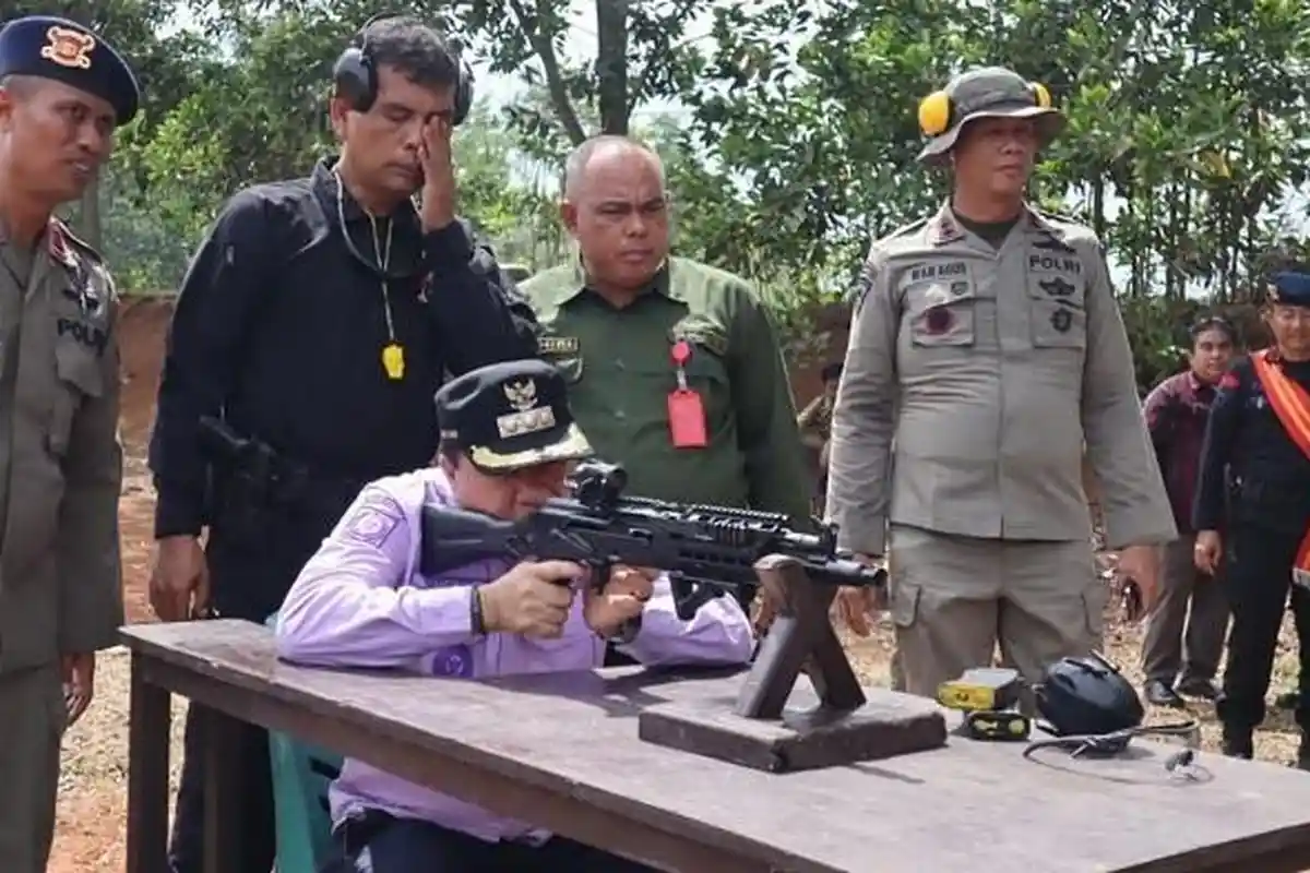 Pj Bupati Merangin dan Satbrimob Polda Jambi Siap Amankan Pilkada 2024: Soliditas dan Keamanan