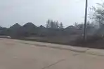 Gunungan-stockpile-batubara-di-dekat-perumahan-warga-RT-14.jpg