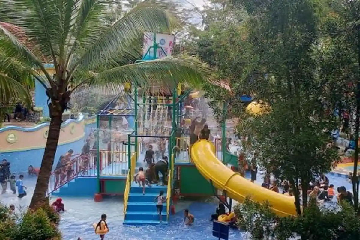 Palembang Bird Park Ramai Diserbu Pengunjung, Opi Water Fun Tembus 1.500 Pengunjung