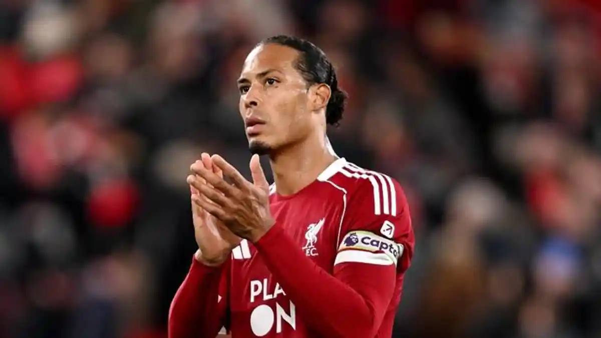 Liverpool Kalah Lagi, Virgil van Dijk: Kami Membuat Arne Slot Kecewa