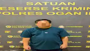 Tersangka-persetubuhan-dipaparkan-di-Mapolres-Ogan-Ilir.jpg