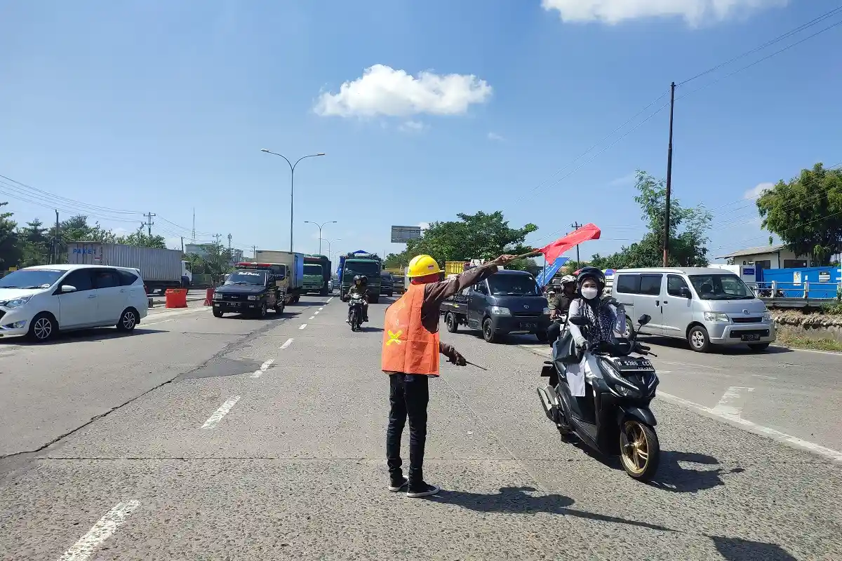 Ujicoba Rekayasa Arus Lalu Lintas Digelar Tiga Hari, Imbas Pembongkaran Jembatan Kaligawe