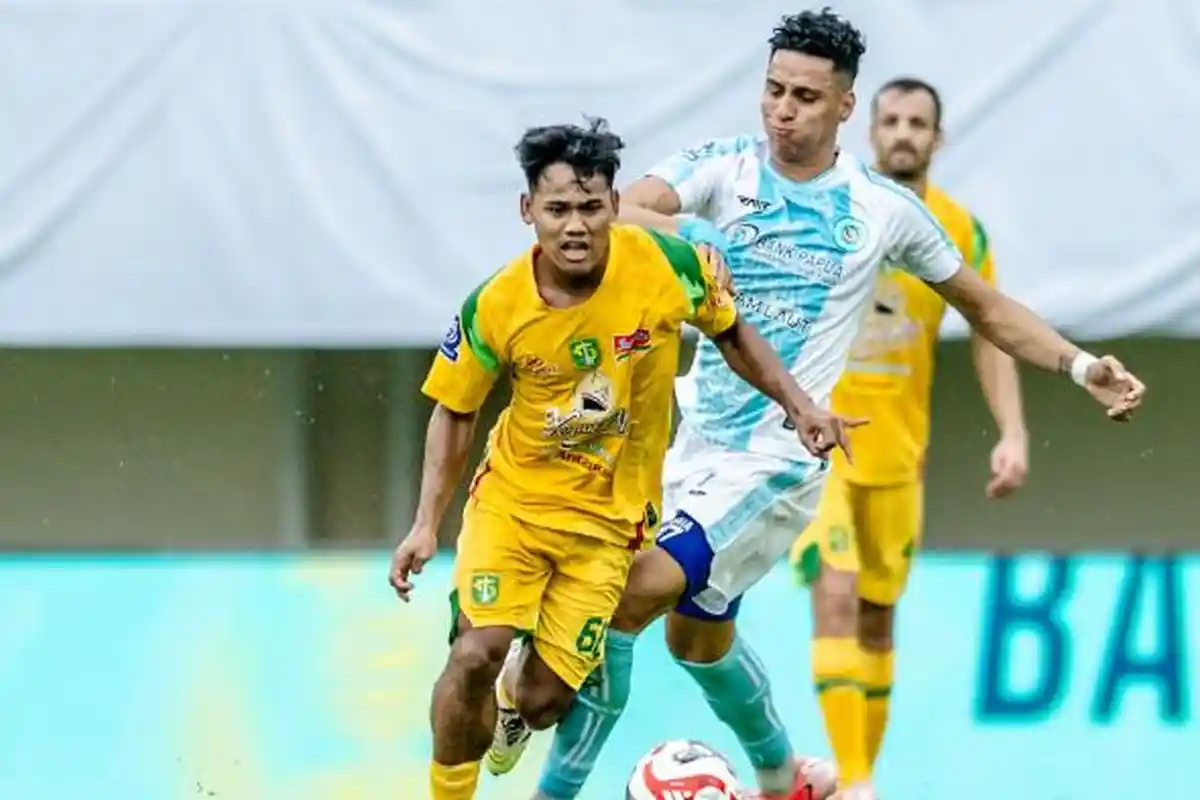 Hasil Akhir PSBS Vs Persebaya Surabaya: Drama 3 Kartu Merah, Bajul Ijo Secara Mengejutkan Curi Poin