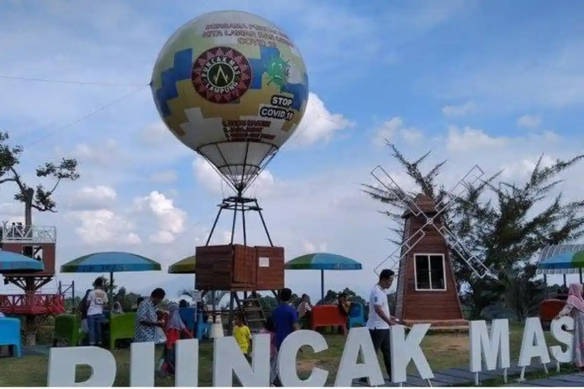 Libur Panjang, Pengunjung Tempat Wisata di Bandar Lampung Banyak dari Palembang