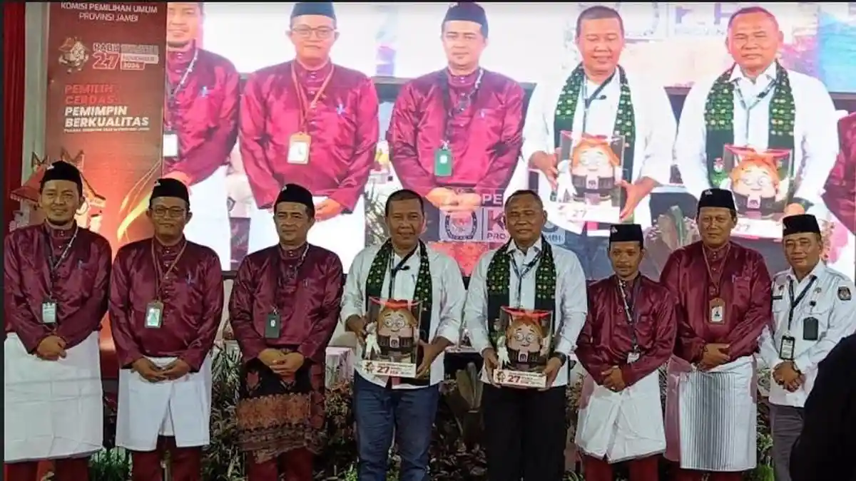 Diusung 4 Partai dengan 206.487 Suara, Dokumen Romi-Sudirman Dinyatakan Lengkap dan Diterima