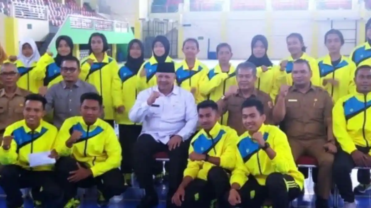Pulang Kejurda, Tim Atletik Kota Solok Disambut Wali Kota Zul Elfian
