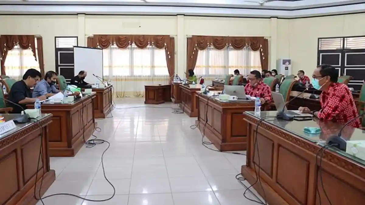 Komisi B DPRD Landak Rapat Bersama Tiga SKPD, Ini Yang Dibahas