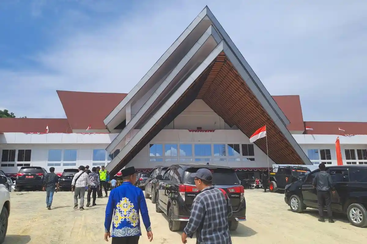 BREAKING NEWS - Hari Ini 35 Anggota DPRD Kaltara 2024-2029 Dilantik, Berikut Nama dan Dapilnya