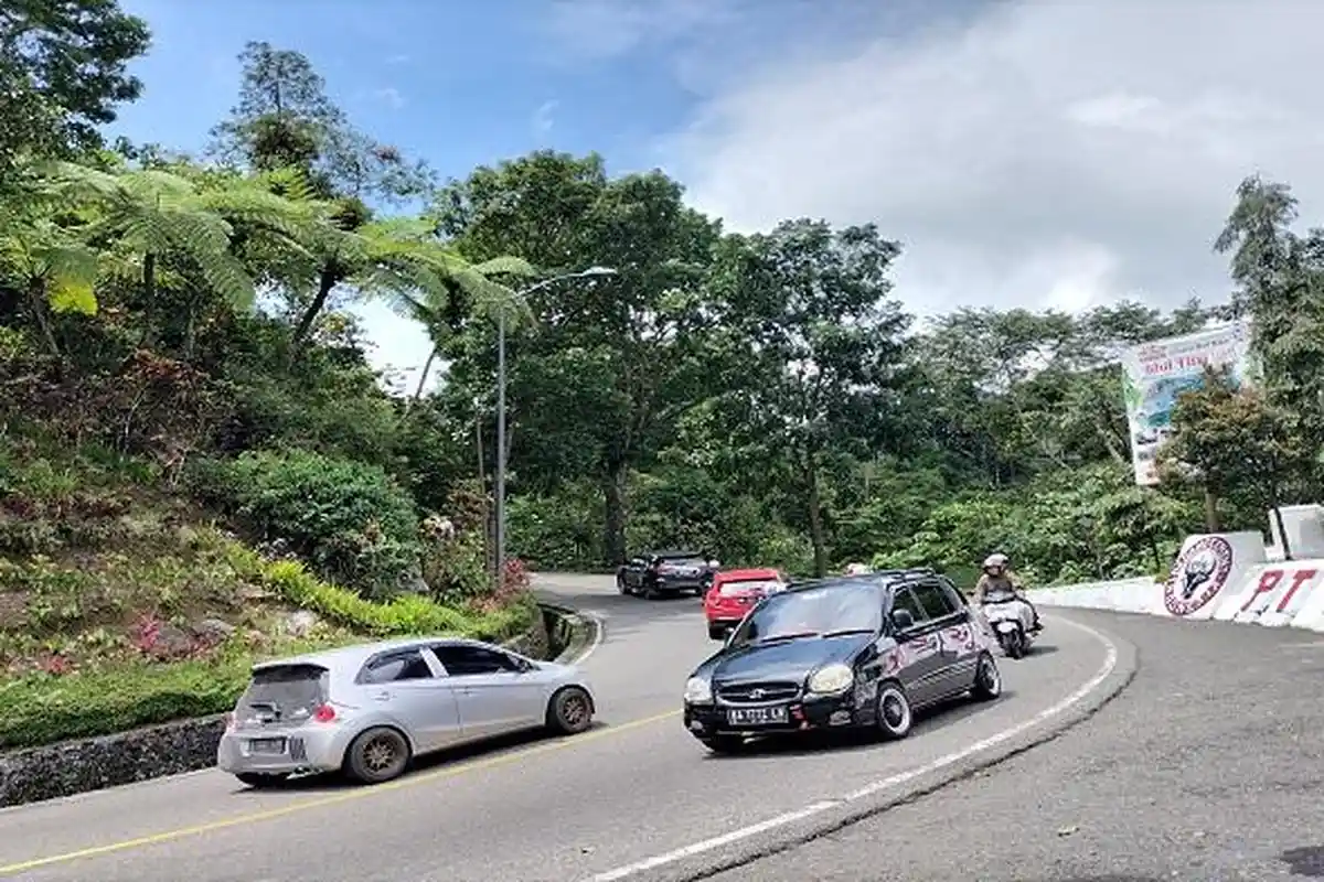 Populer Sumbar: Info Mudik Lebaran 2022 hingga Berburu Baju Baru di Pasar Aur Kuning Bukittinggi