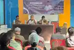 Anggota-DPRD-Jabar-Dede-Kusdinar-mendorong-Kabup.jpg