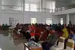 bupati-melawi-panji-saat-membuka-acara-sekaligus-memberikan-materi.jpg