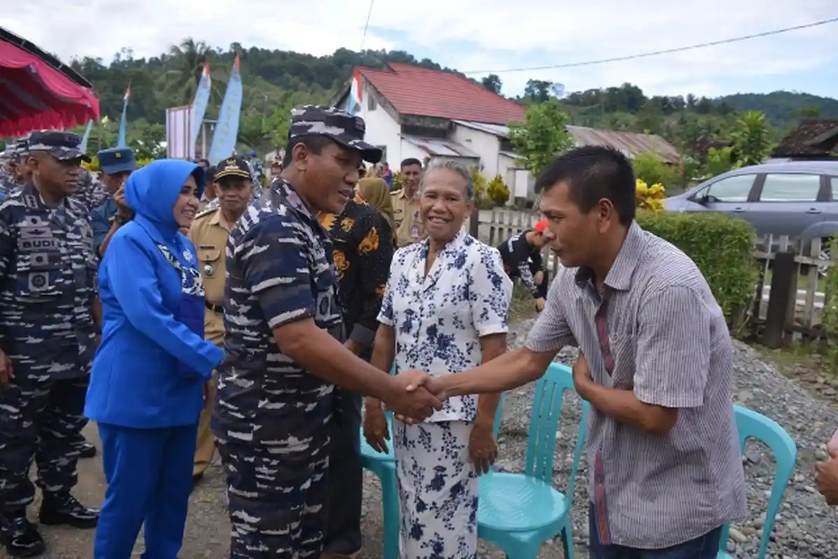 Inilah Beragam Kegiatan Bakti Sosial Lantamal VIII di Bolmut
