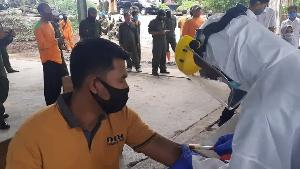 Rentan COVID-19, Tenaga Kebersihan DLH Gunungkidul Ikut Rapid Test