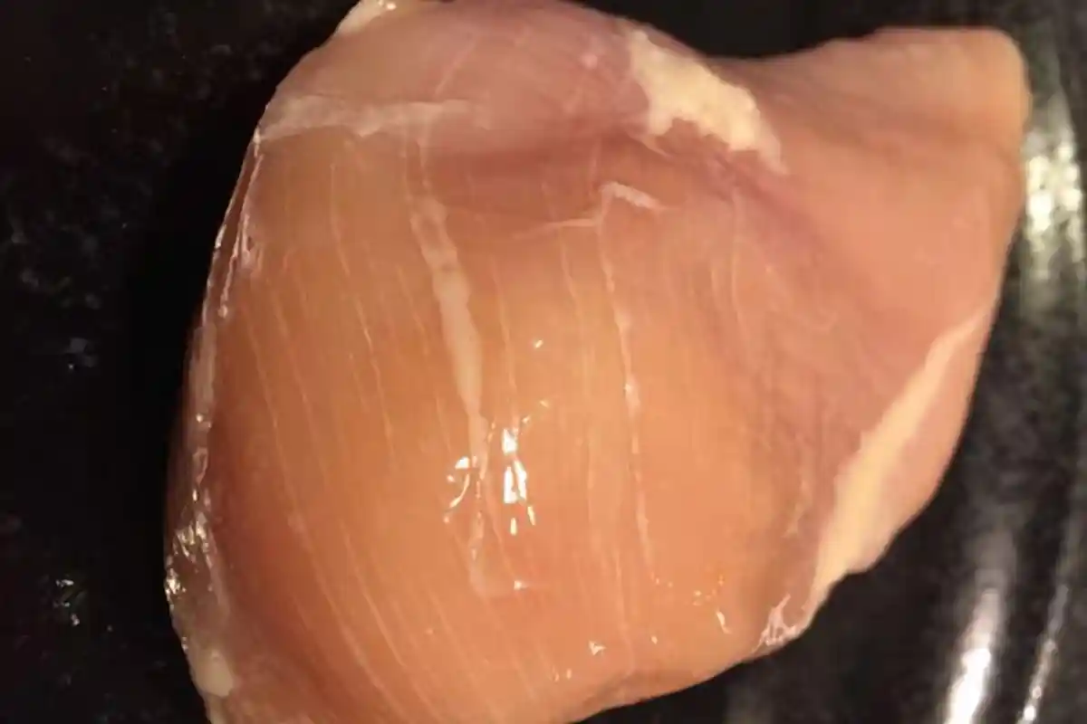 Daging Ayam Tiren Tak Layak Konsumsi, Tips Memilih Daging Ayam agar Tidak Membahayakan Kesehatan