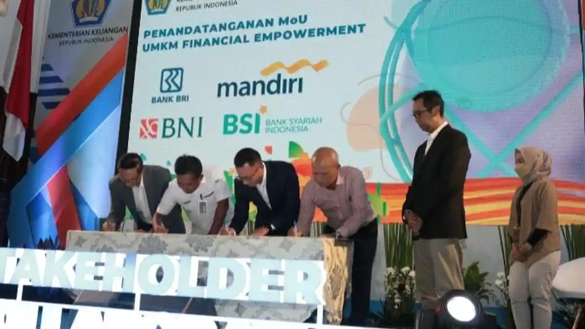 BSI dan Kemenkeu Siapkan Program Penerima KUR Syariah agar Naik Kelas