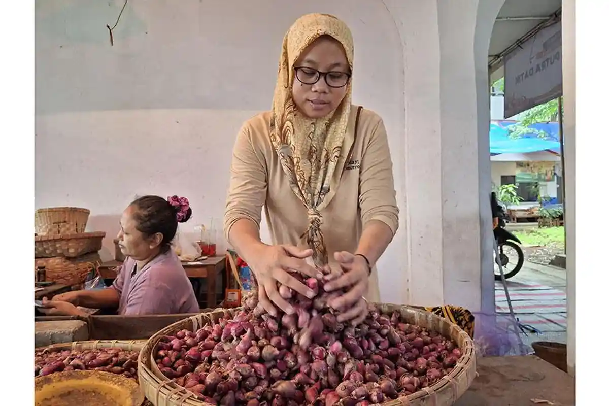 Harga Cabai dan Bawang Merah Semarang Kompak Naik, Cek Harga-harga di Sini