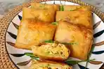 resep-martabak-mini-sosis-telur-23.jpg