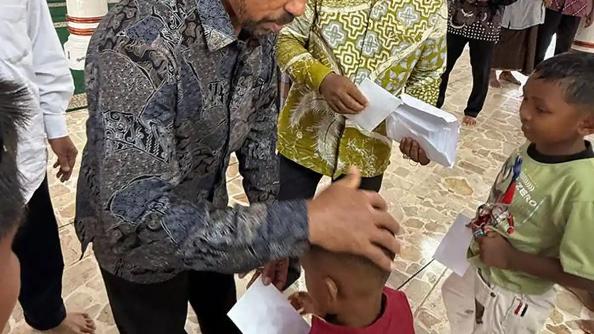 223 Yatim Piatu Kecamatan Sakti Disantuni di Masjid Istiqamah Kota Bakti