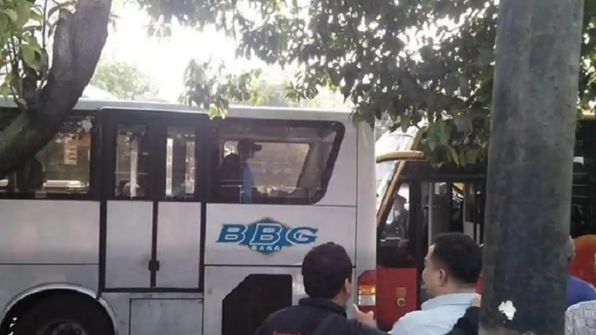 TransJakarta Tabrak Pemotor di Tambora, Satu Tewas