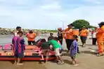 remaja-smp-hanyut-di-pantai-padang.jpg